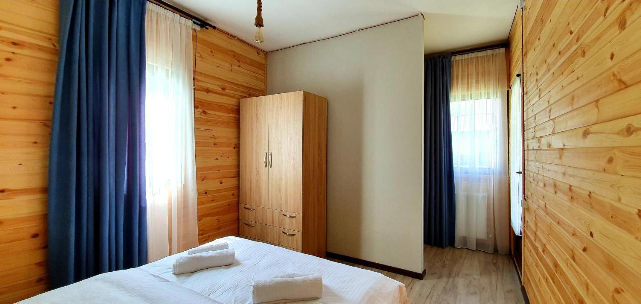 Hotel Migu Yard Kazbegi Bagian luar foto