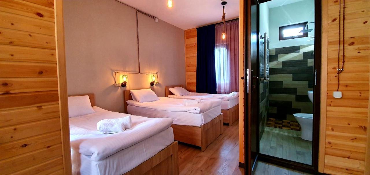 Hotel Migu Yard Kazbegi Bagian luar foto
